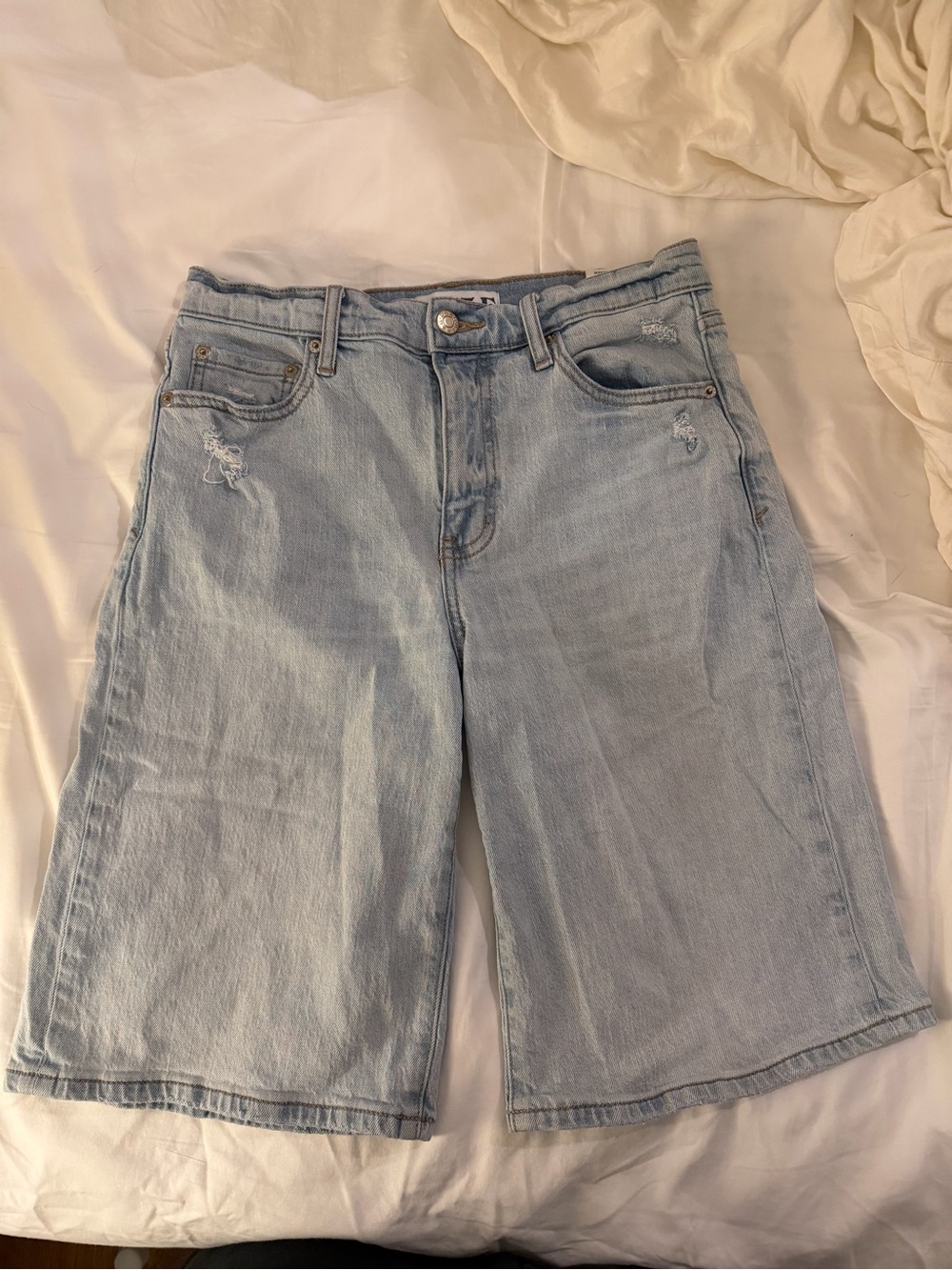 Daze Light Wash Denim Jorts - Women's